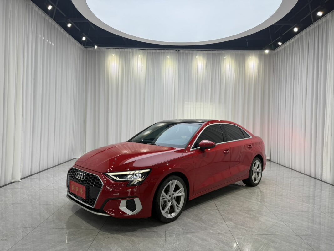 AUDI A3 L